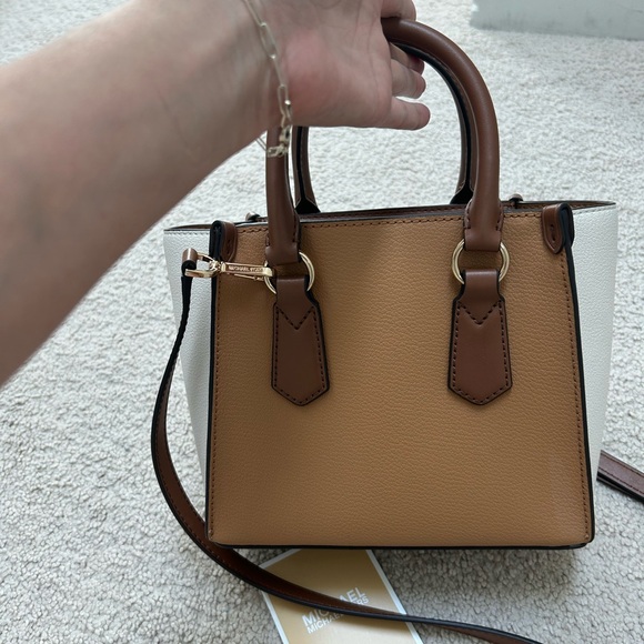 Micheal Kors Kris small satchel - Picture 6 of 10